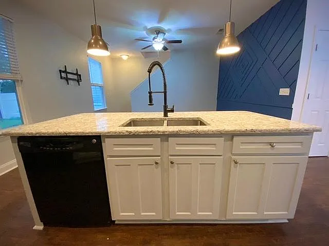 105 Dorothy Dr — Photo 15