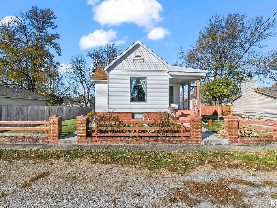 221 S Dye St, Virden, IL 62690 Zillow