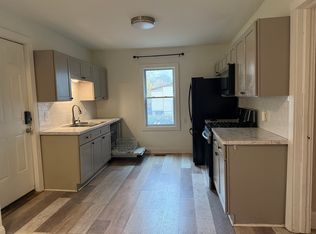 33 Nelson St, Rochester, NY 14620