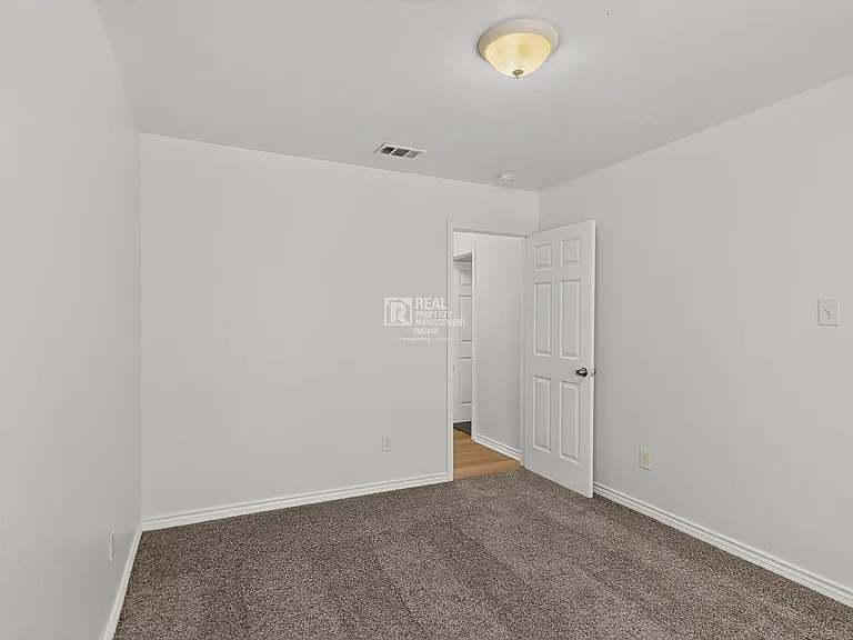 5620 Norris St — Photo 24