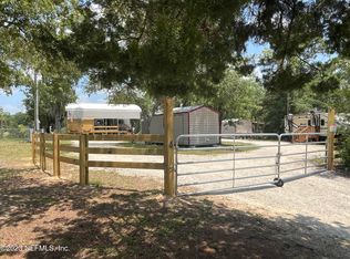 4 NE 8th St, Steinhatchee, FL 32359