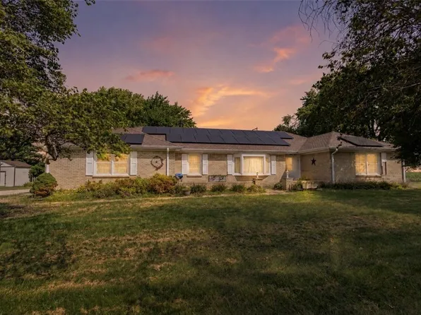 8387 State Route 9, Hoopeston, IL 60942