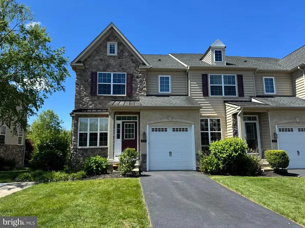 3194 Brookside Dr, Furlong, PA 18925