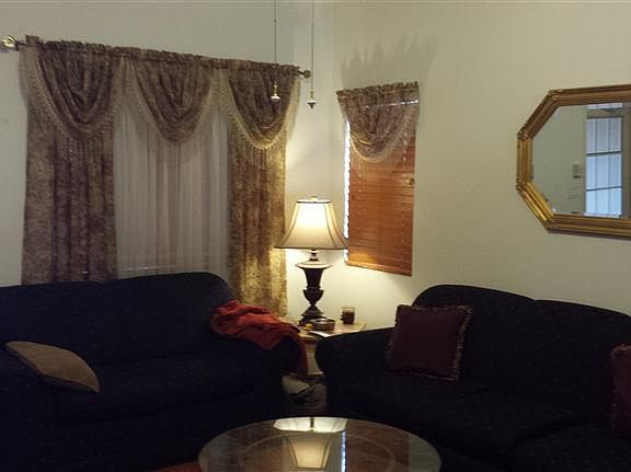 5th image of 1412 Fox Hill Dr SW