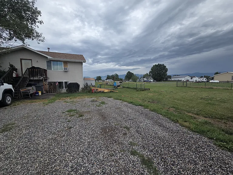16479 Frontage Rd #B — Photo 4