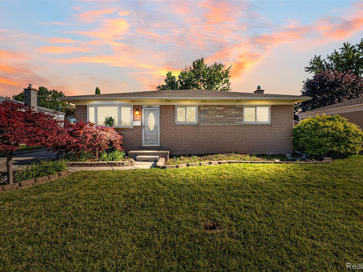 15641 Common Rd, Roseville, MI 48066 | MLS #20261047482 | Zillow