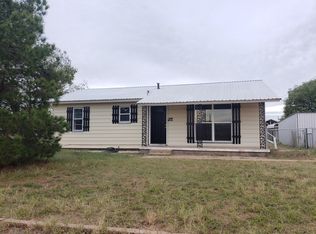 210 E 5th St, Robert Lee, TX 76945