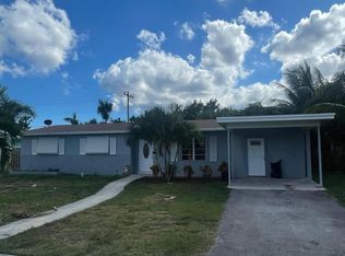 349 Greenbrier Dr, Palm Springs, FL 33461