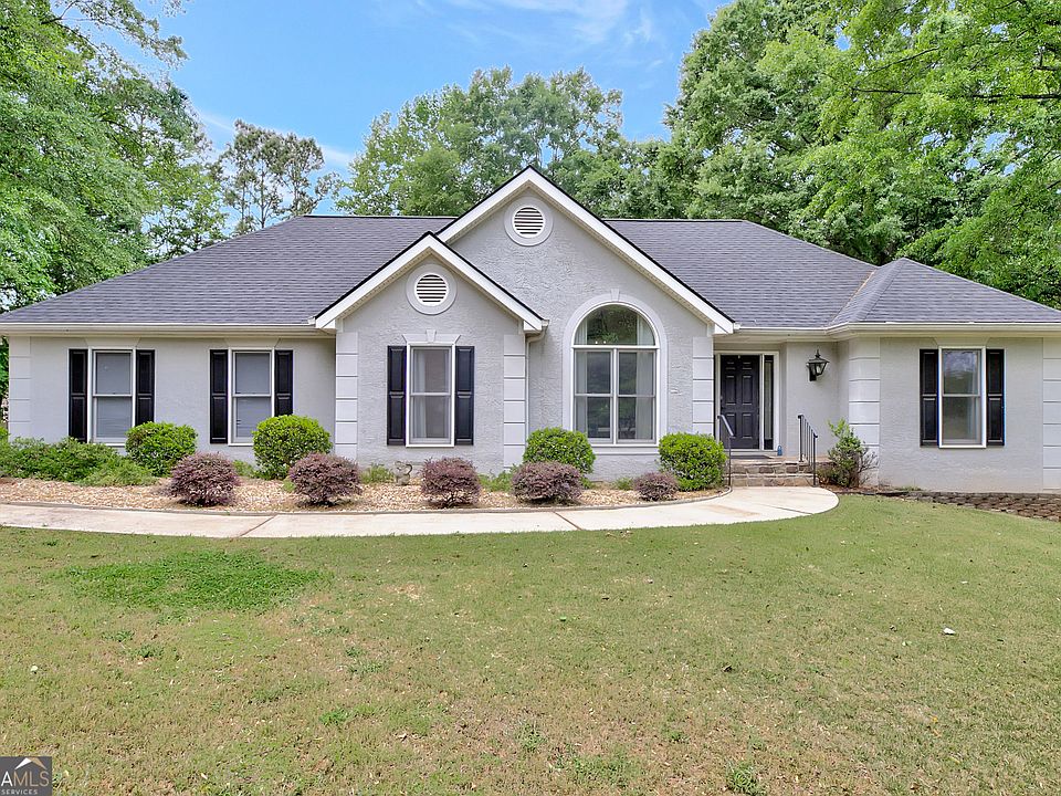 1st image of 37 Inland Cir