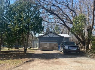 5022 Sage Dr, Brighton, MI 48116