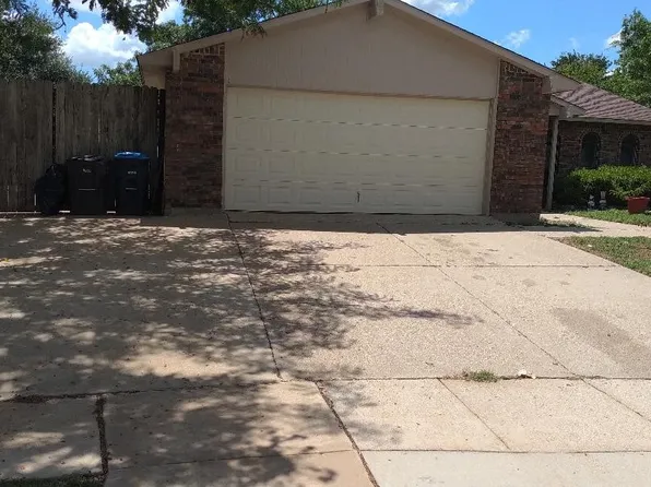 7759 Yellowleaf Ct, Fort Worth, TX 76133