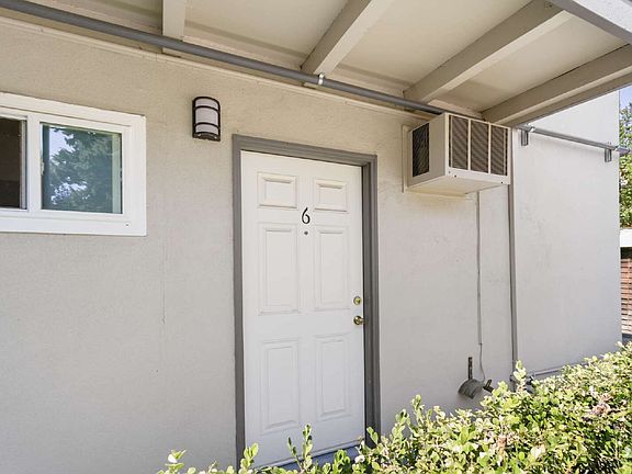 5th image of 311 7th St APT 6