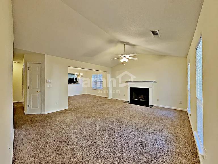 4457 Grove Dr NW — Photo 22