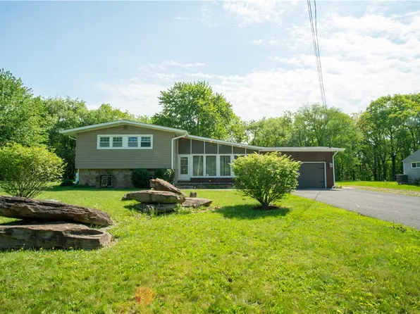 858 Monaca Rd, Monaca, PA 15061