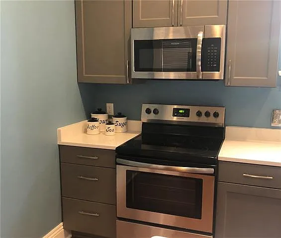 940 Felicity St #1C — Photo 6