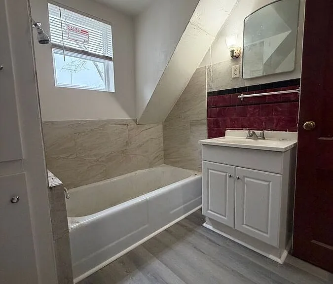 713 2nd St #4 — Photo 21