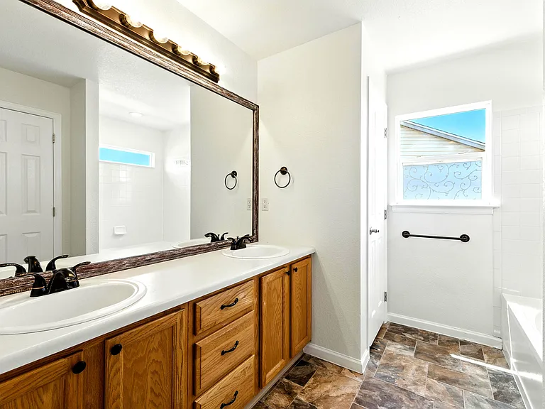 Master bath sink / vanity