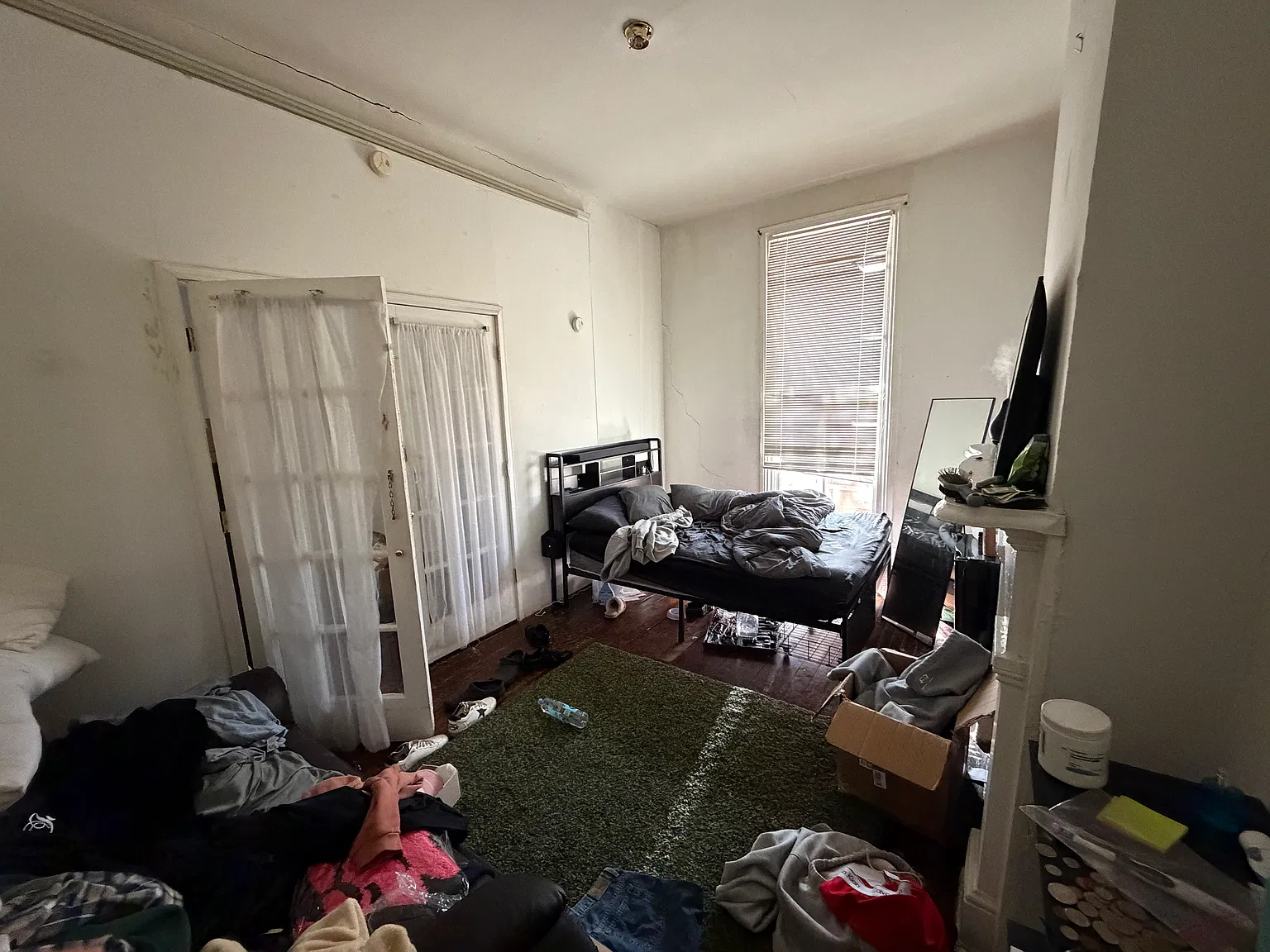 307 S Laurel St — Photo 3