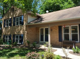 12014 Cheviot Dr, Herndon, VA