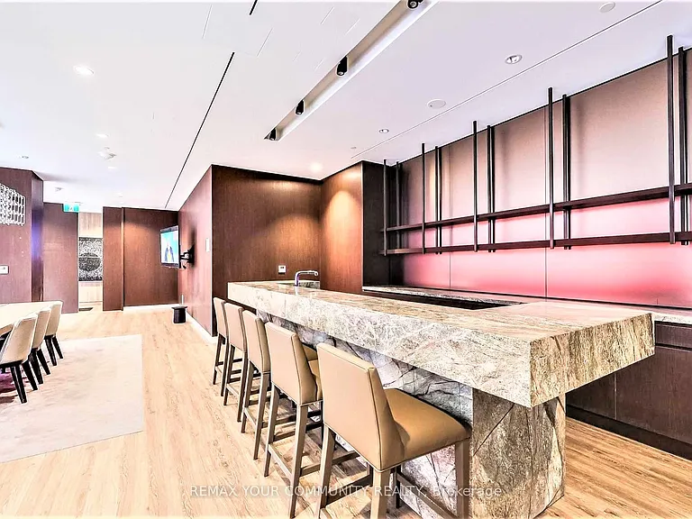27 Bathurst St #1105W — Photo 18