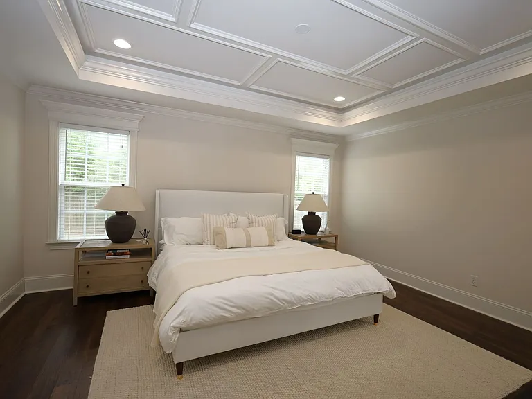 4025 Gramercy Dr — Photo 10