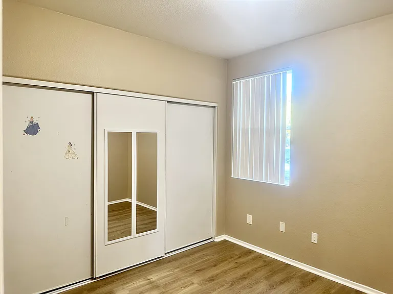 1710 Paseo Aurora — Photo 6