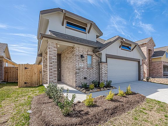 2nd image of 31953 Retama Ranch Ln