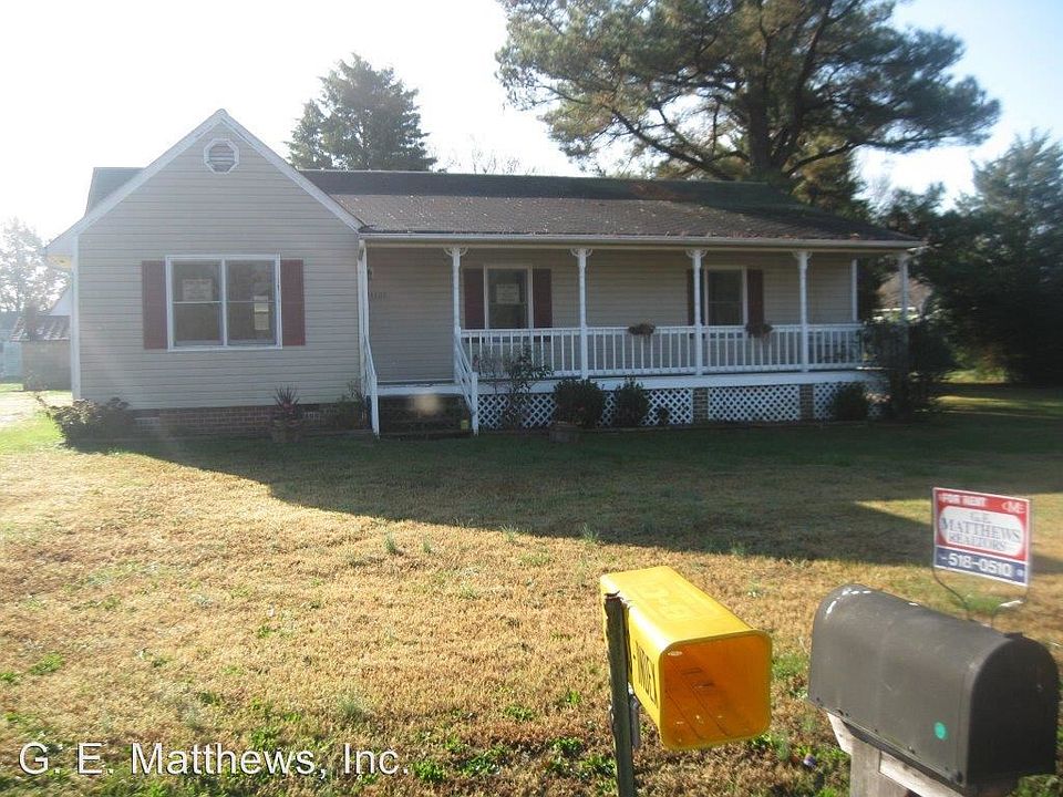 1st image of 24709 Woodstream Ln