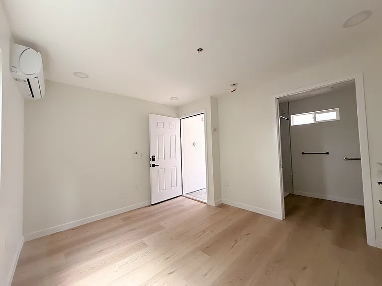 6602 Manning St #5 — Photo 5