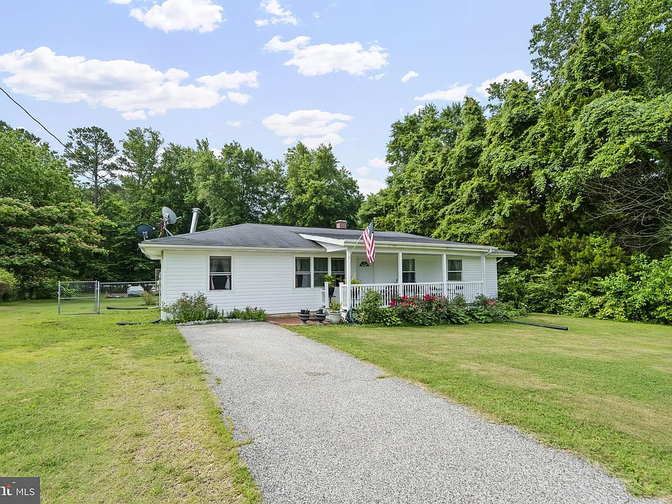 1st image of 22632 Parkview Dr