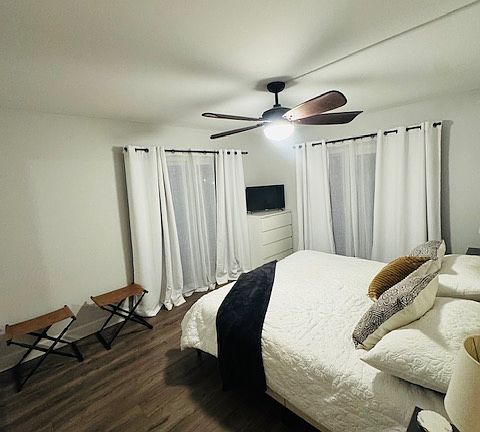 2nd image of 571 Burkemo Ln
