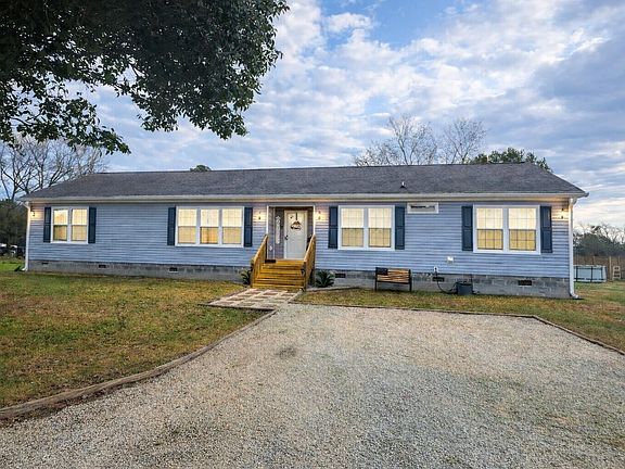 2nd image of 1036 Black Tom Rd