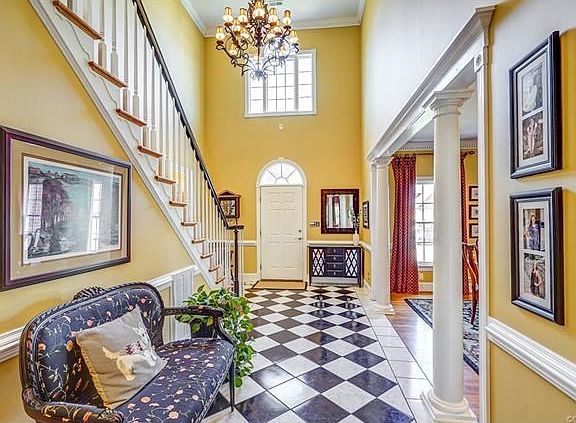 Grand, Two-Story Foyer