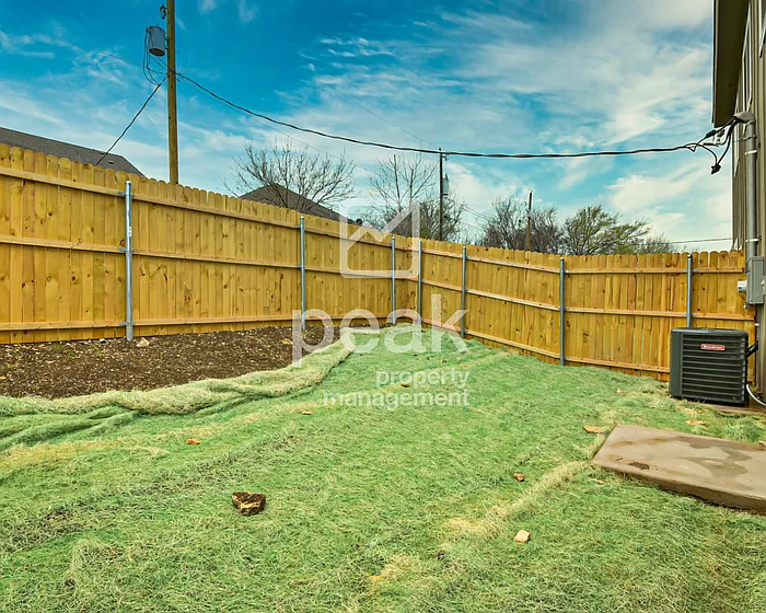 8001 Marydean Ave — Photo 18