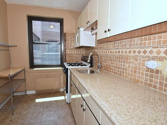 4th image of 73-11 210th St #60