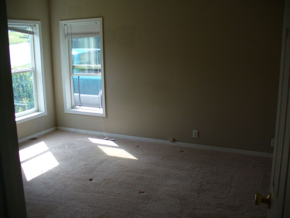 2nd image of 3204 48th Street Ct E