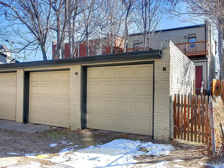 1623 N Williams St — Photo 12