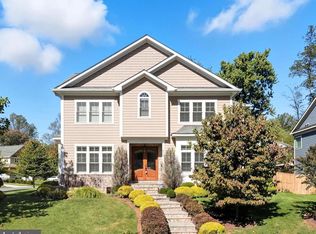 609 Kingsley Rd SW, Vienna, VA 22180