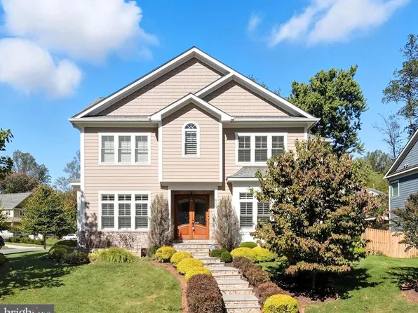 609 Kingsley Rd SW, Vienna, VA 22180