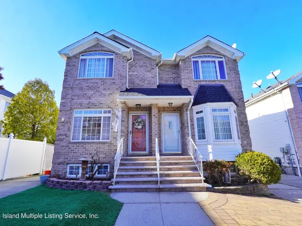 16 Bellavista Ct, Staten Island, NY 10305