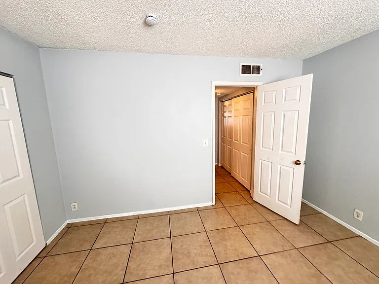 1309 N 22nd St #3 — Photo 6