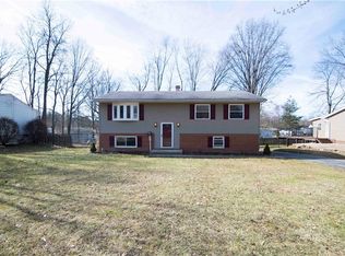 4274 Maplepark Rd, Stow, OH 44224