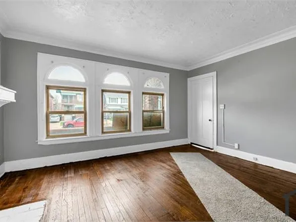 3292 Tuxedo St, Detroit, MI 48206