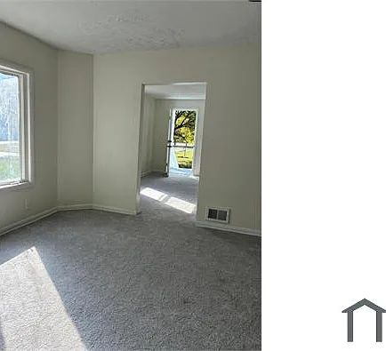 4137 E 59th St #1 — Photo 7