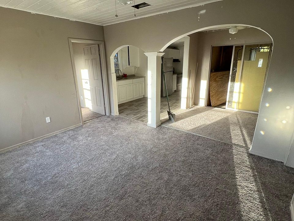 1st image of 4309 N Branch Ave