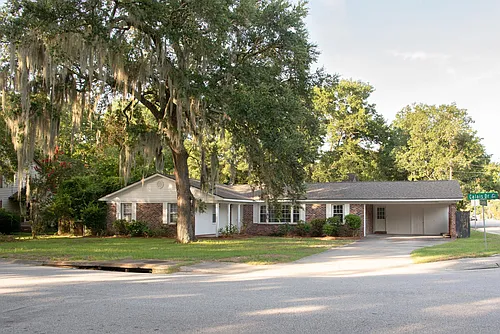 1203 Calais Dr Photo 1