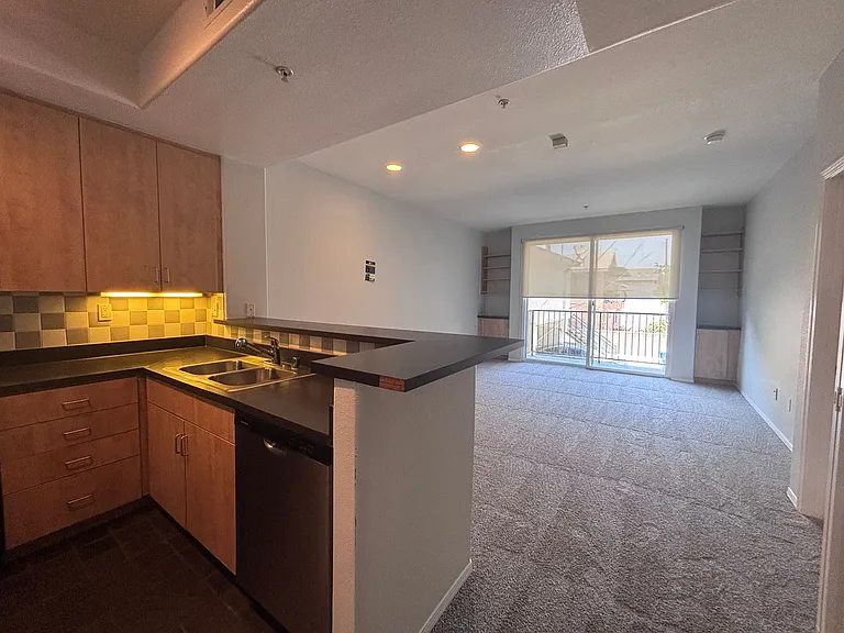 2820 Sawtelle Blvd — Photo 70