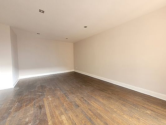 5th image of 530 W 236th St APT 5B