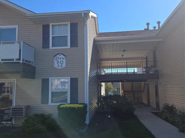 100 Hillside Dr APT D10, Middletown, NY 10941