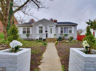 146 Onondaga Dr, Oxon Hill, MD 20745